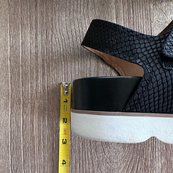 Franco Sarto India Platform Wedge Leather Velcro Sandal Black Embossed Snake 10 - Picture 9 of 16